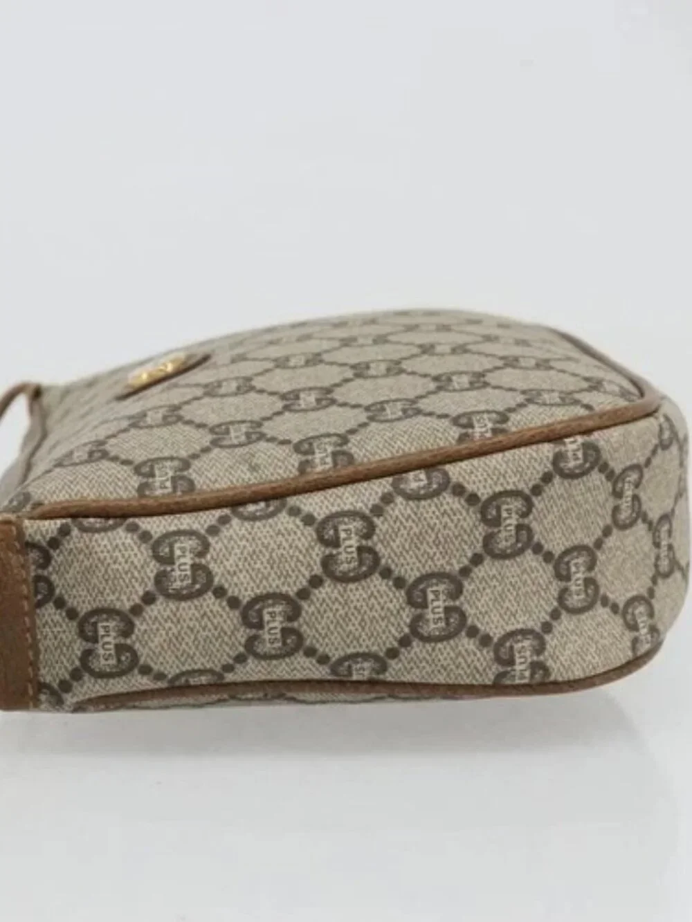 GUCCI GG Plus Supreme Shoulder Bag PVC Beige Gold Auth ka3460